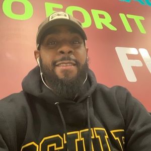 Meet your Posher, Eric